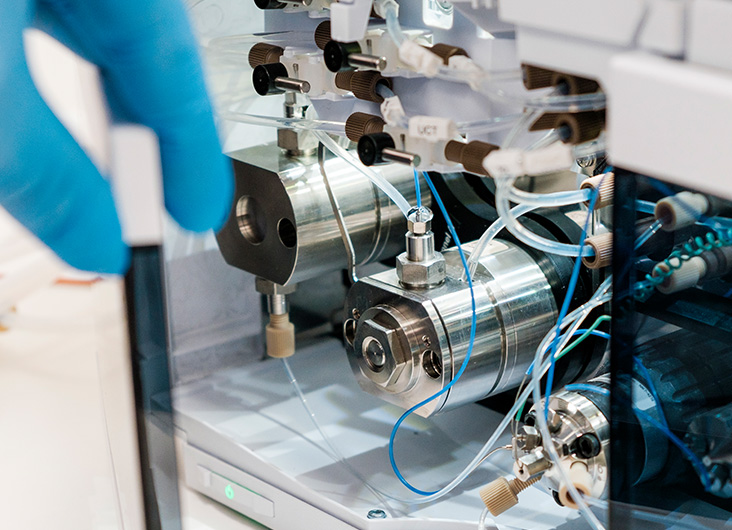 Präzise Ergebnisse unter extremen Bedingungen: Innovative Materiallösungen für Analytik und Aufschlusstechnologien.